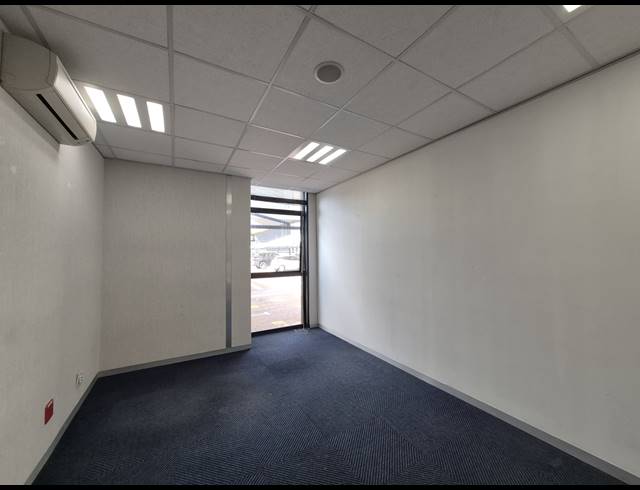 158M² OFFICE TO LET IN ROSEBANK